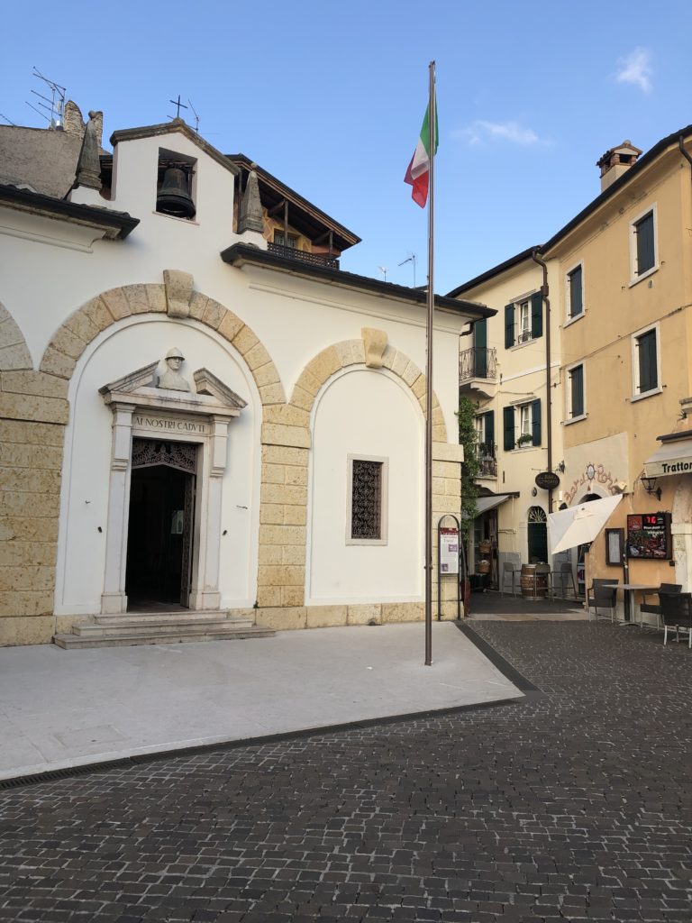 Torri del Benaco Altstadt Kirche